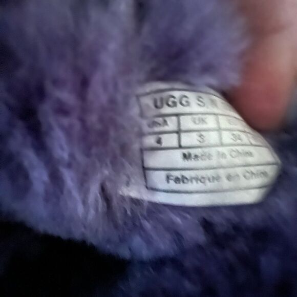 UGG Bailey Bow I Boots Girl size 4 - Picture 7 of 8